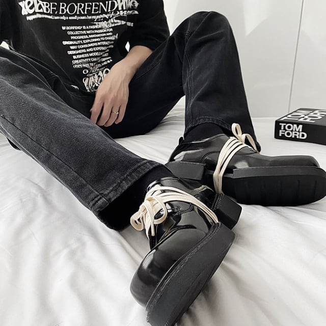 【予約販売】レザーシューズ 革靴 メンズ ローファー 厚底 艶あり ビジネス 靴 モード ブラック 黒 お洒落 カジュアル シック パーティー 結婚式 24cm/24.5cm/25cm/25.5cm/26cm/26.5cm