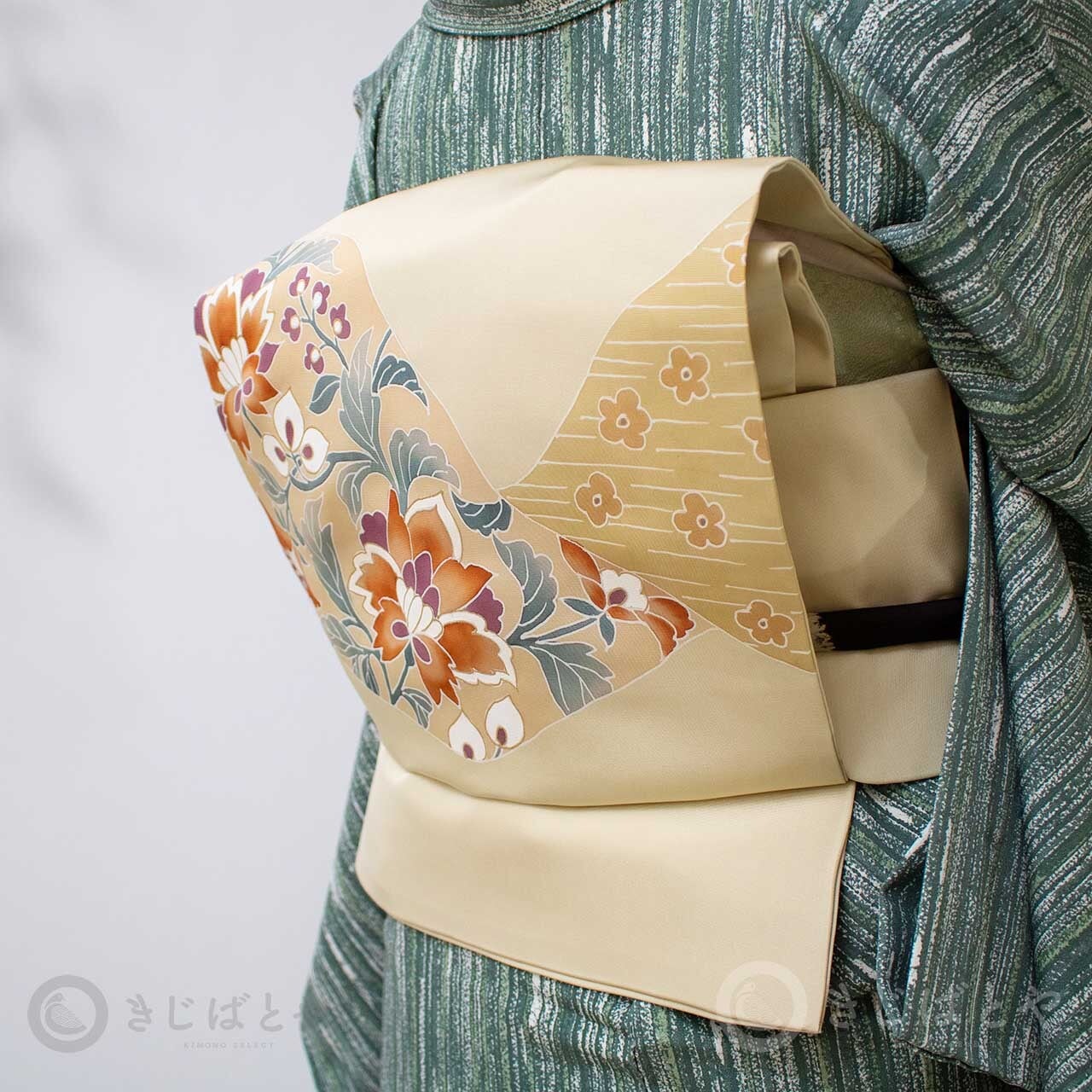 正絹塩瀬 蒸栗色に更紗柄のなごや 作家物