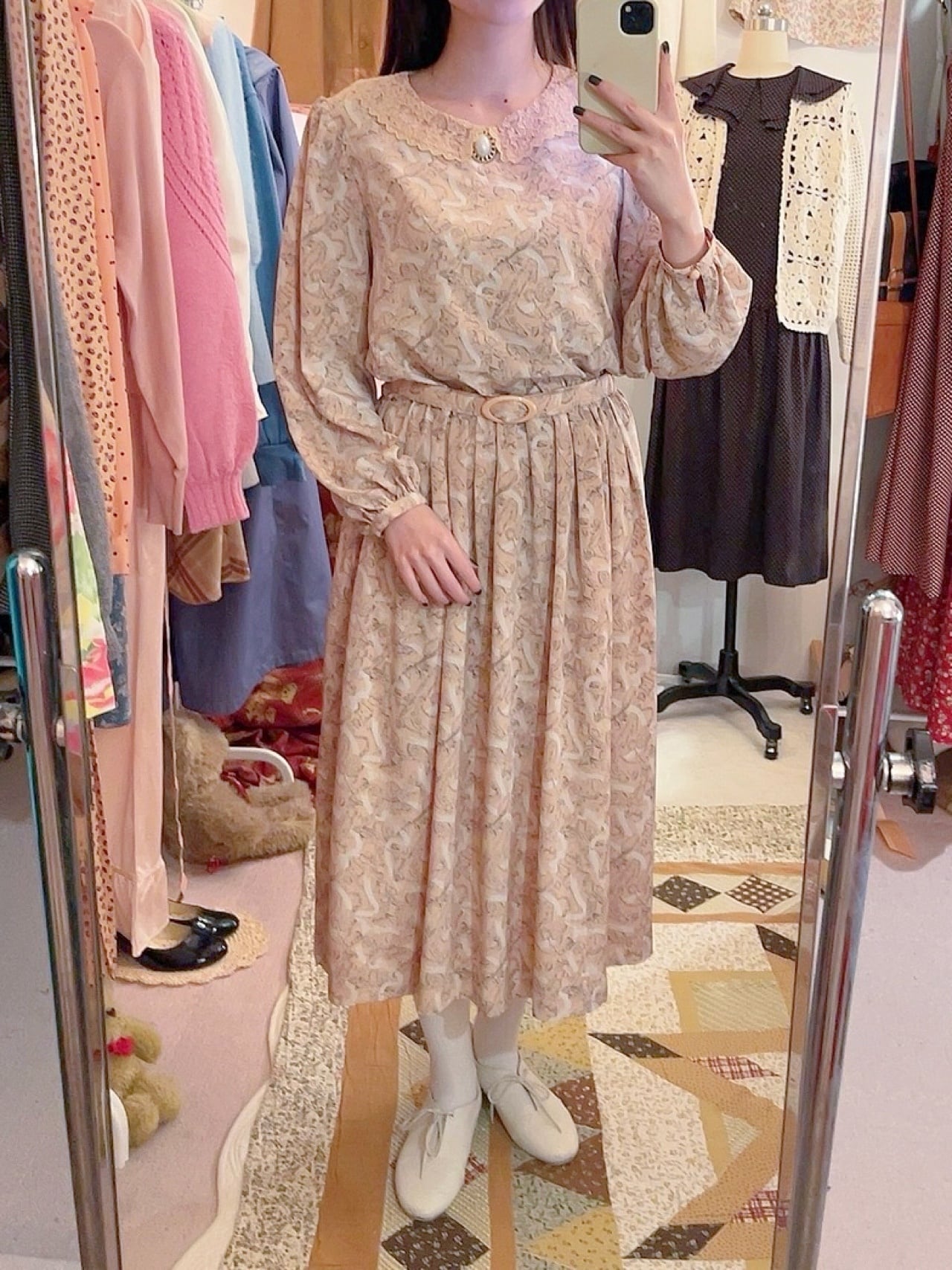 antique paris pattern pearl brooch one-piece