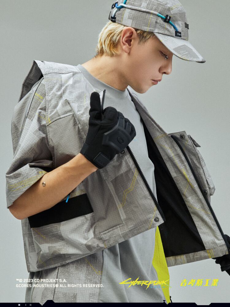 Gcores Industries x Cyberpunk 2077 Multi Pocket Down Vest