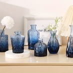 花瓶14個セット 青の花瓶 ブルーの花瓶 ヴィンテージクリアガラスの花瓶 ホームテーブルの装飾 センターピース用 小さな花瓶 シンプルなウェディングデコレーション マルチサイズ ミニビンテージガラスベース