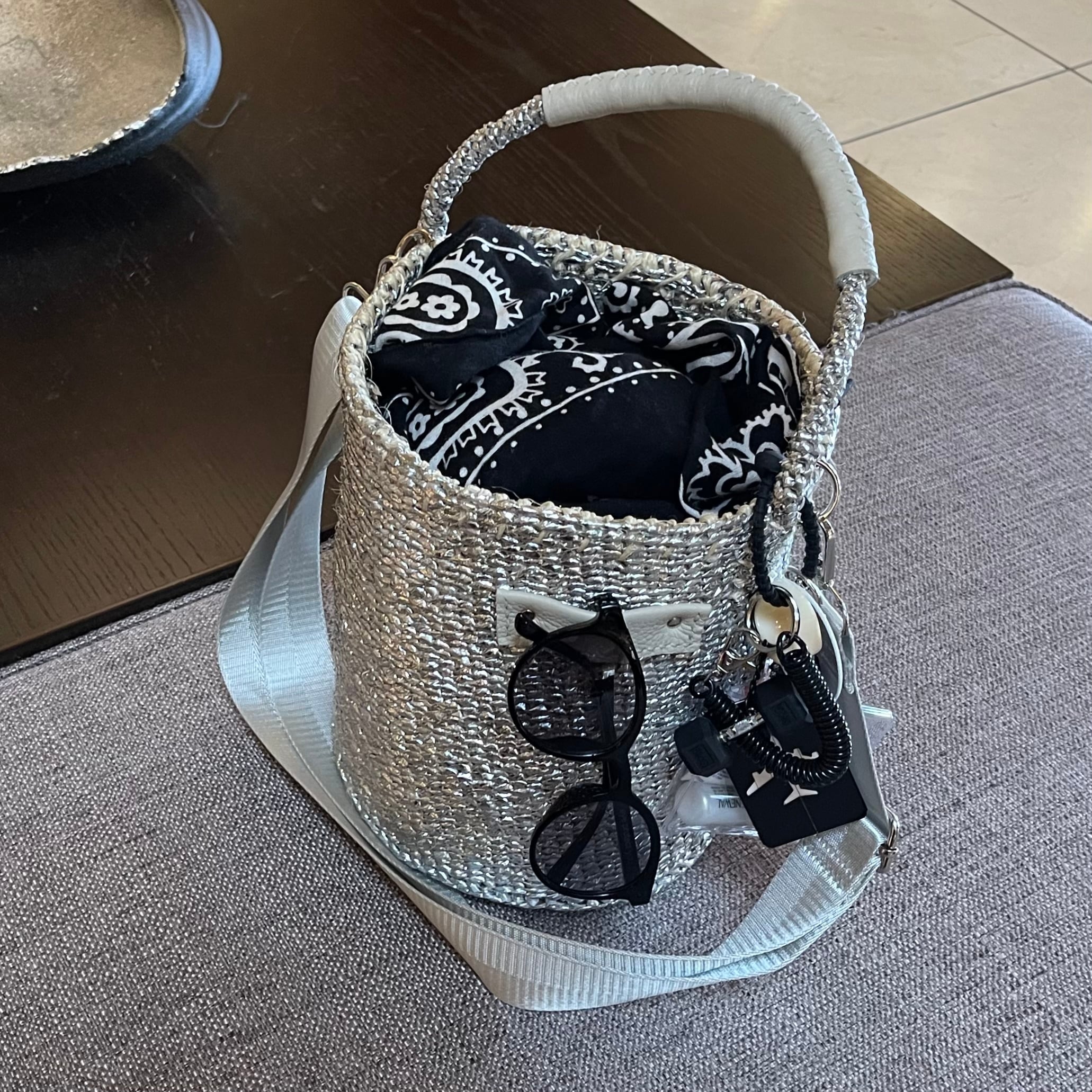 Oval / onehandle | meong blue