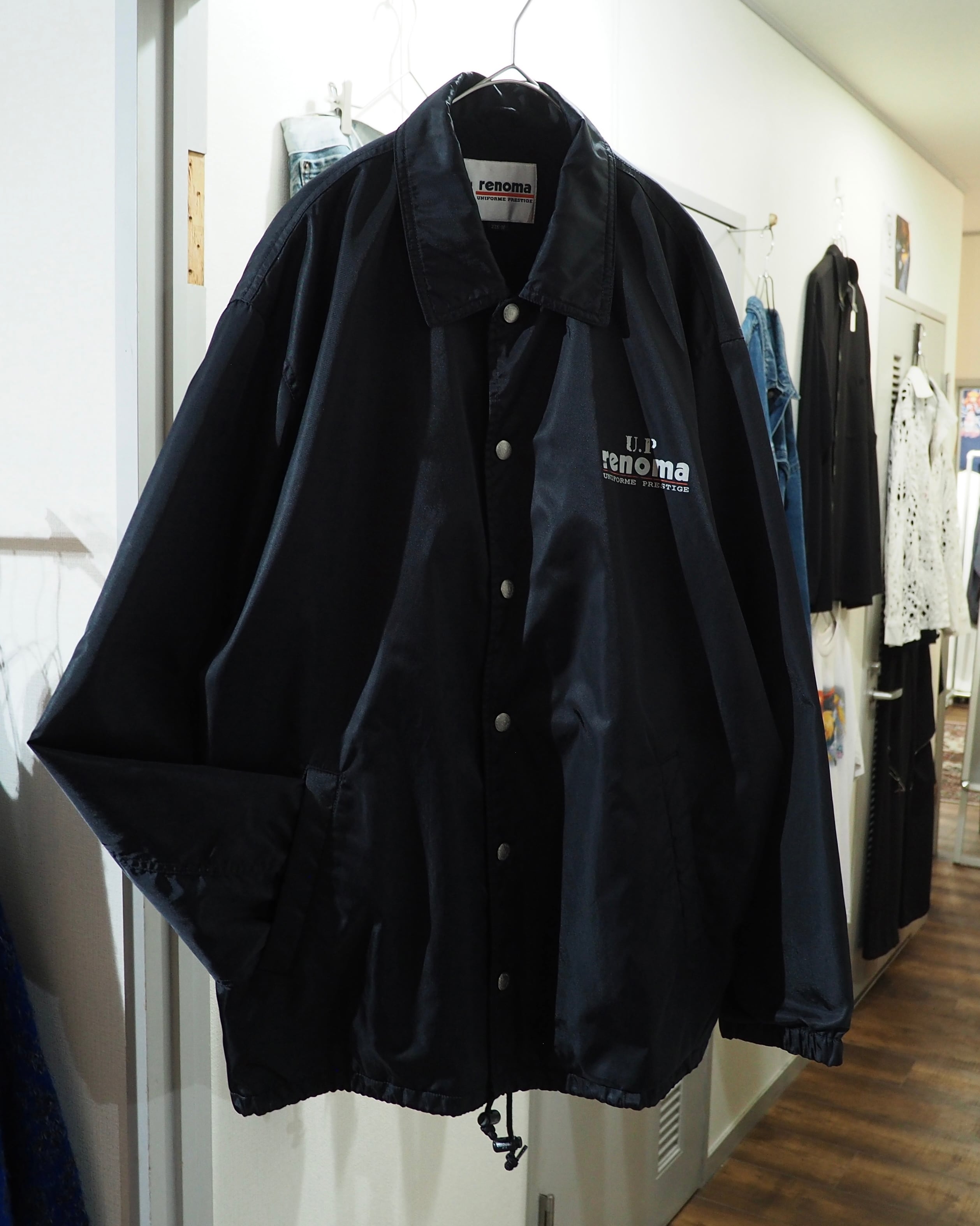 1990s " U.P renoma " Black Shiny Logo Printed Vintage Nylon Coach Jacket