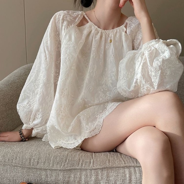 ボタニカル エンブロイダリー レース ブラウス 24131