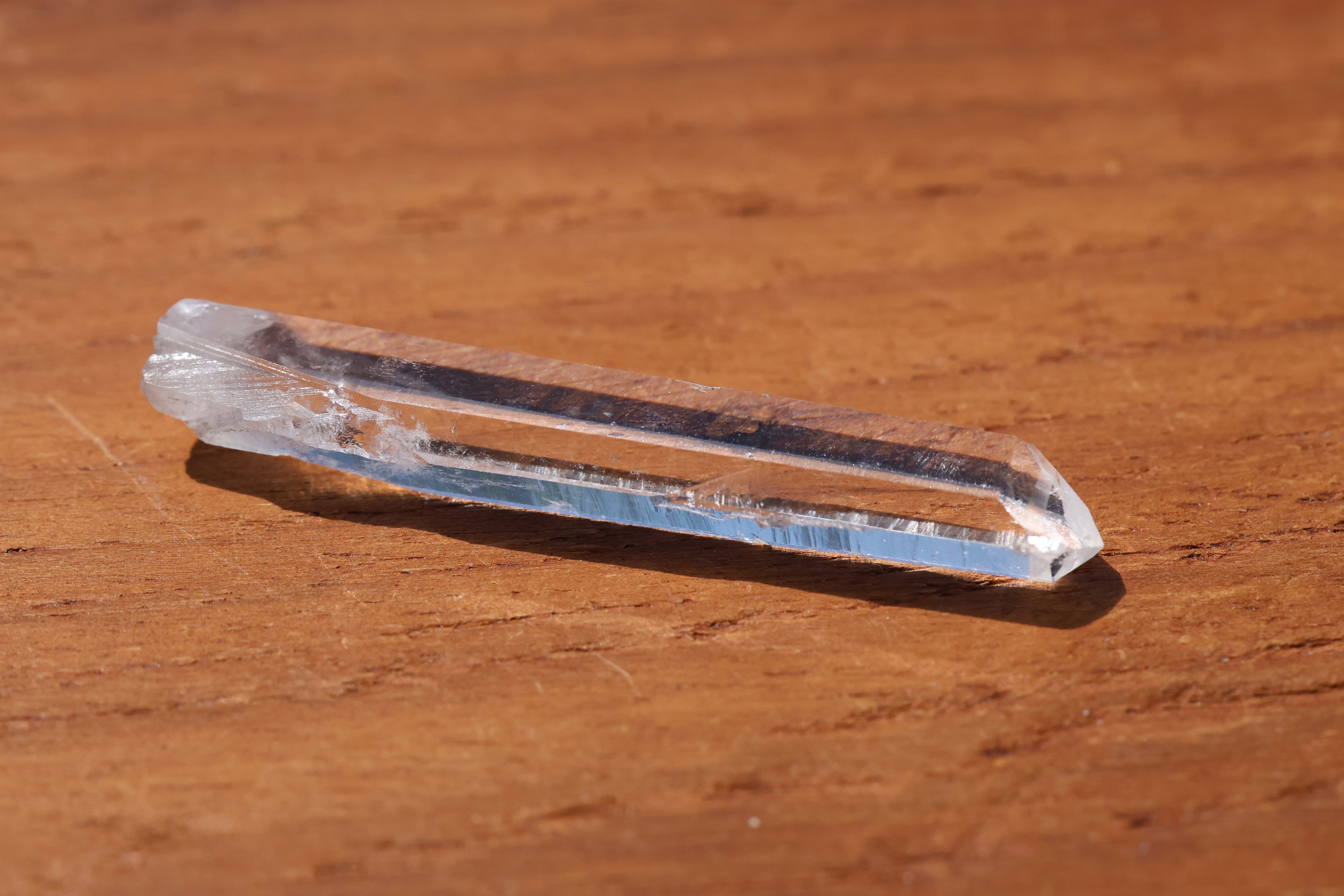 ヒマラヤ水晶 マカルー産 | 石垣島の夜光貝とヒマラヤ水晶 Laphus