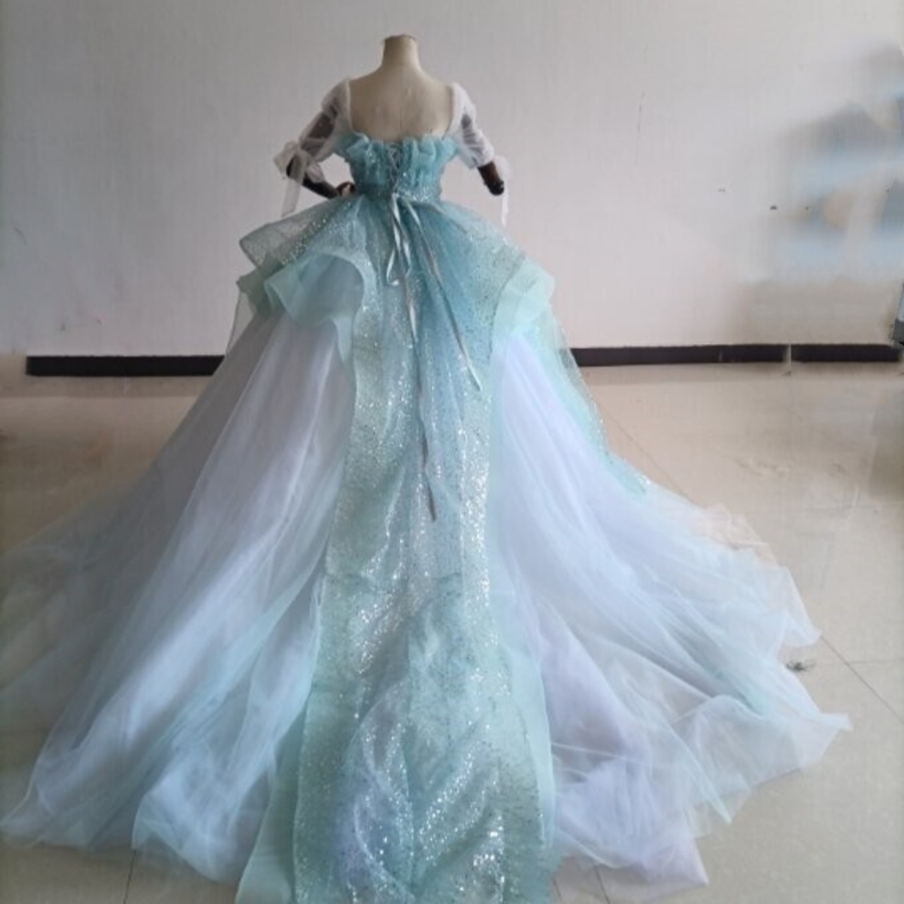 豪華！ カラードレス パープル キラキラグリッターチュール エンパイア  