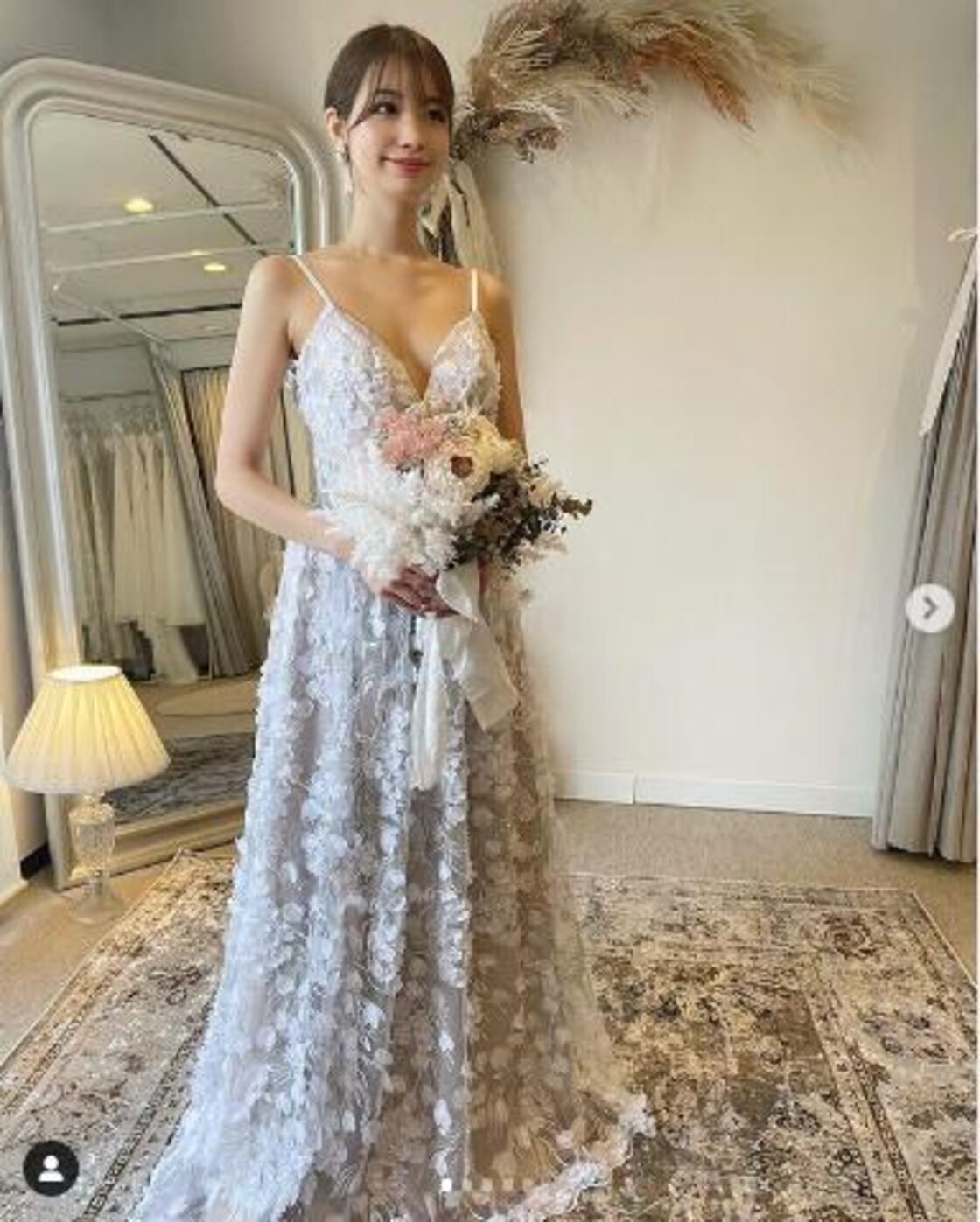 スリットビジュー Vネック ウエディングドレス 二次会 フォト（妊婦  