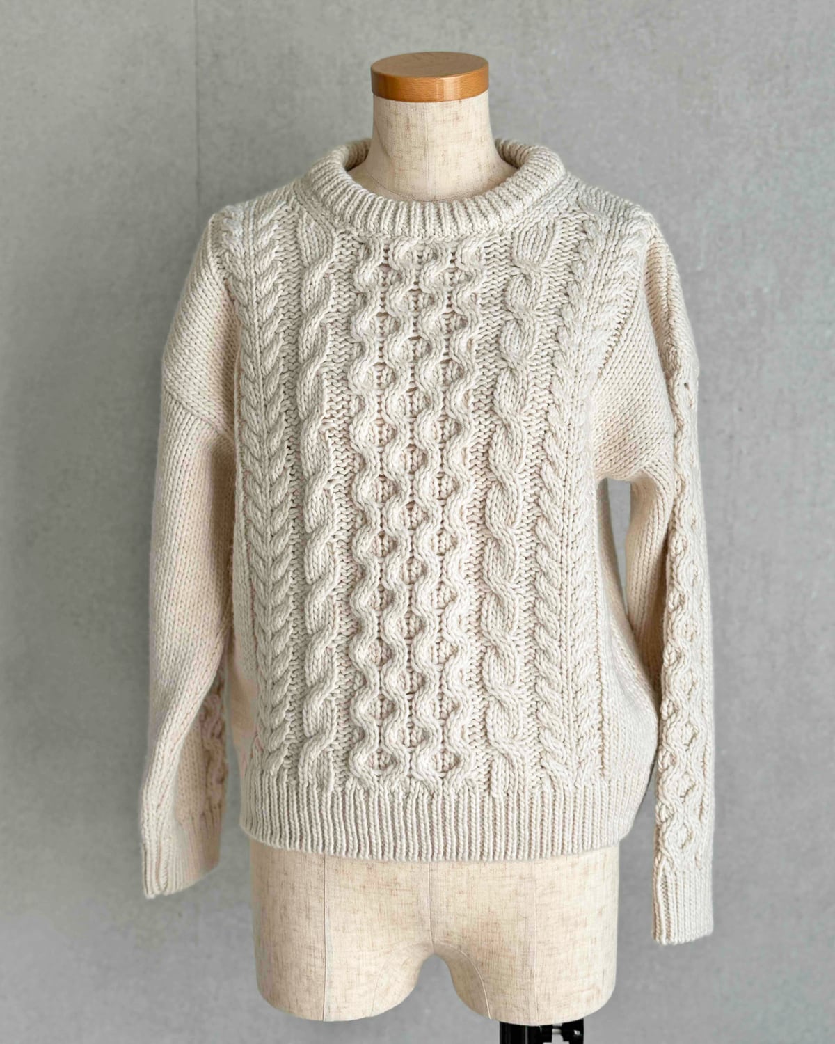 The New Society ケーブル編みざっくりニット【 手洗い可 】 | 小さい