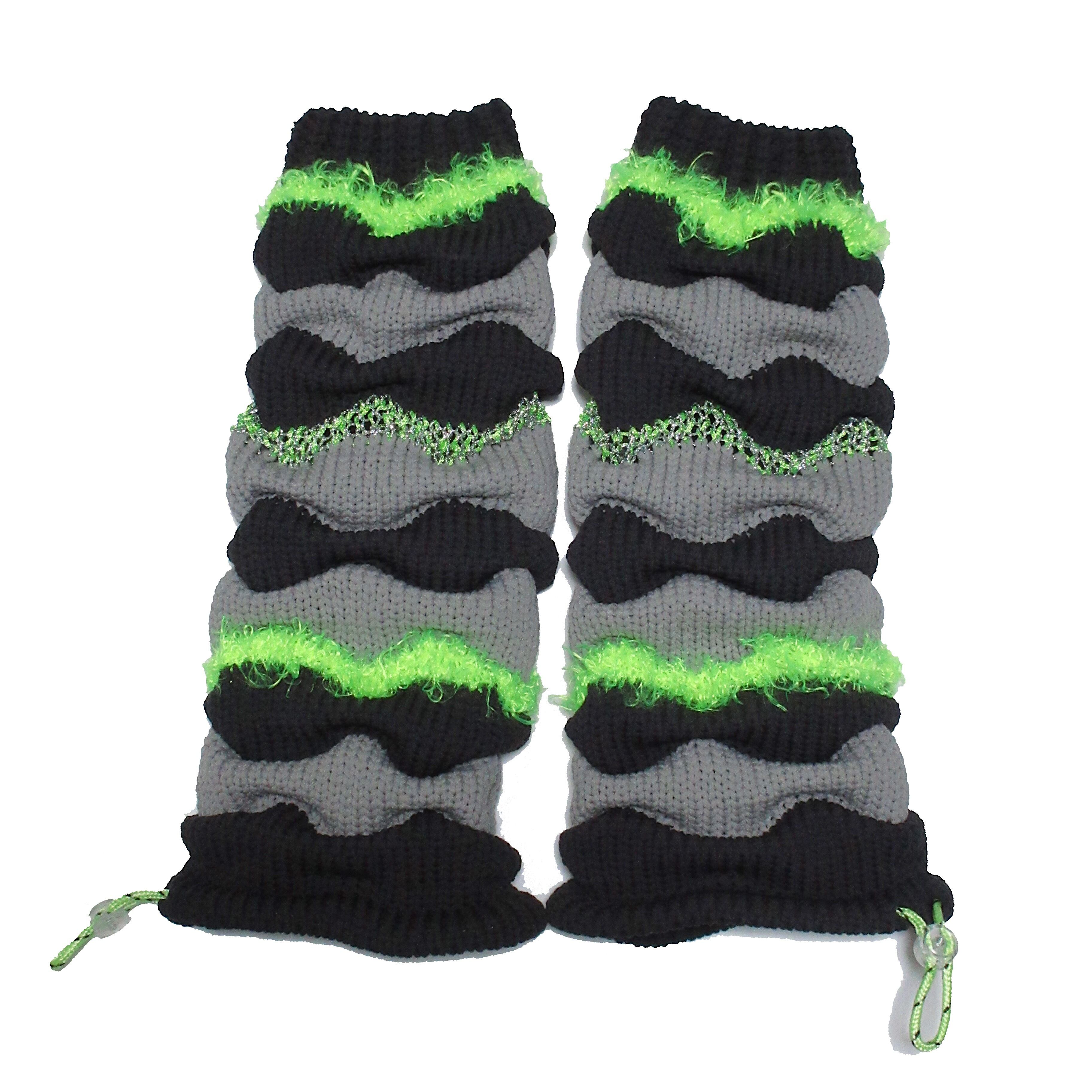 Neon Pintuck Leg Warmers (B×N) Neon Pintuck Leg Warmers (B×N) 【公式通販】