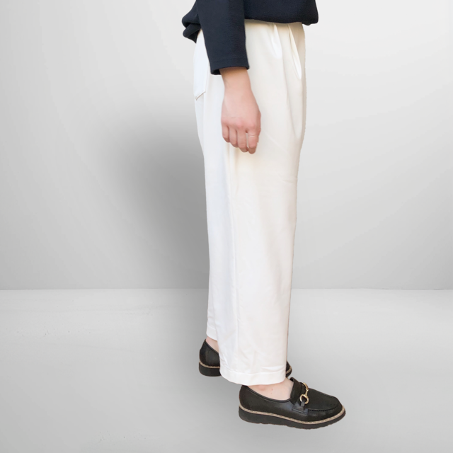 履き心地抜群！透けにくい ワイドストレートパンツ｜ホワイト｜画像3