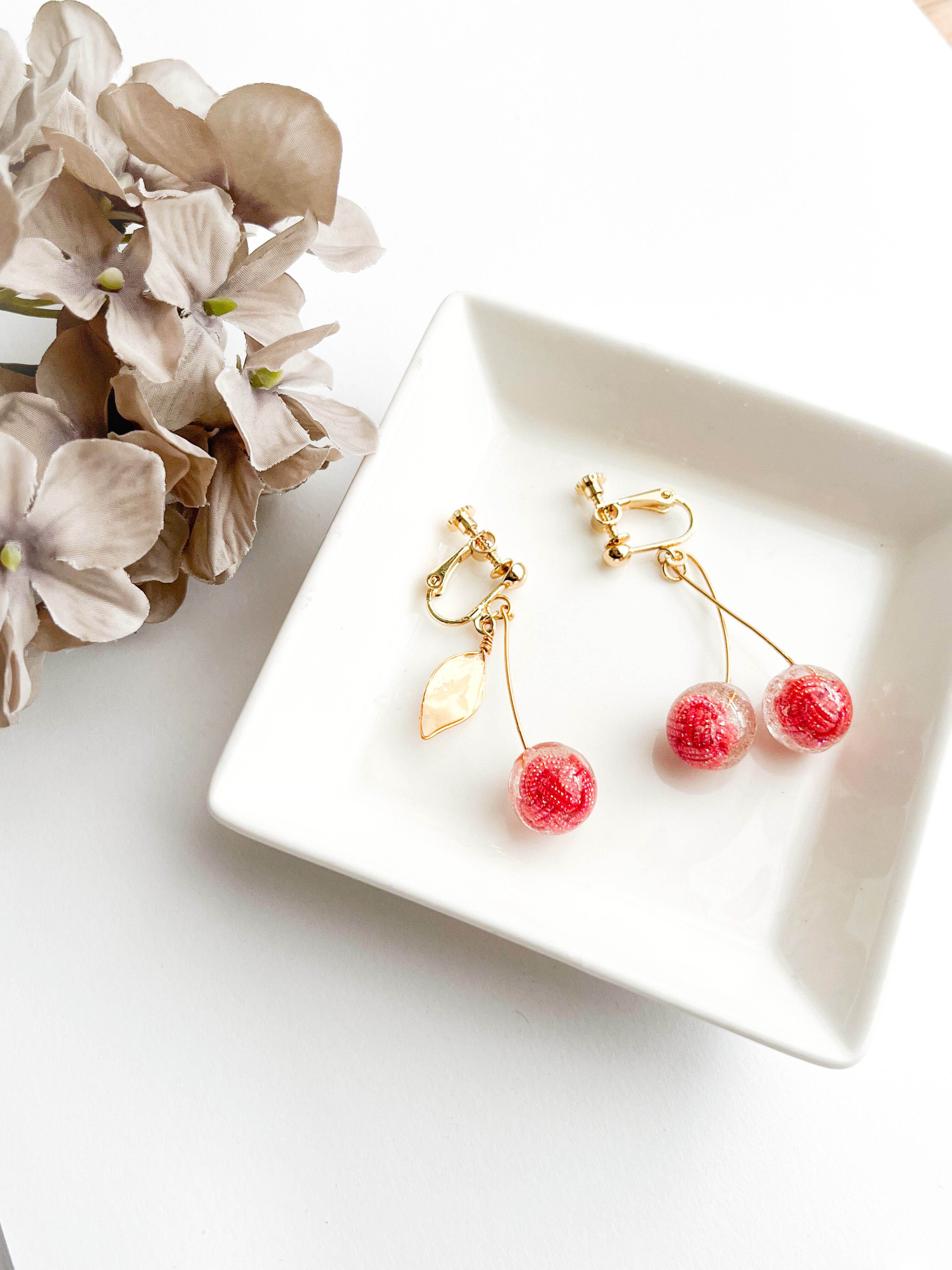 さくらんぼ レッド 稀紗 Kisa