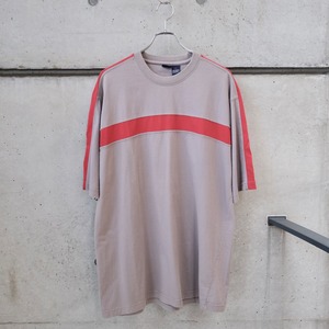 Red Line Panel T-shirt