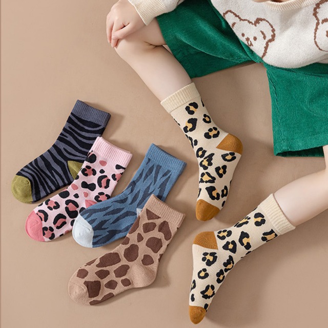 【即納】アニマル柄のクルーソックス 5足セット