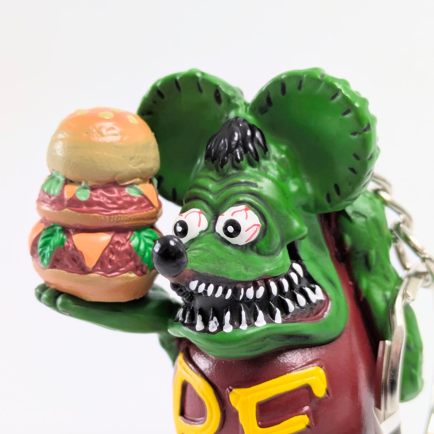 【 RAT FINK（ ラットフィンク ）】RATFINK with ハンバーガー PVCフィギュアキーホルダー 〚アメリカン雑貨 アメトイ〛