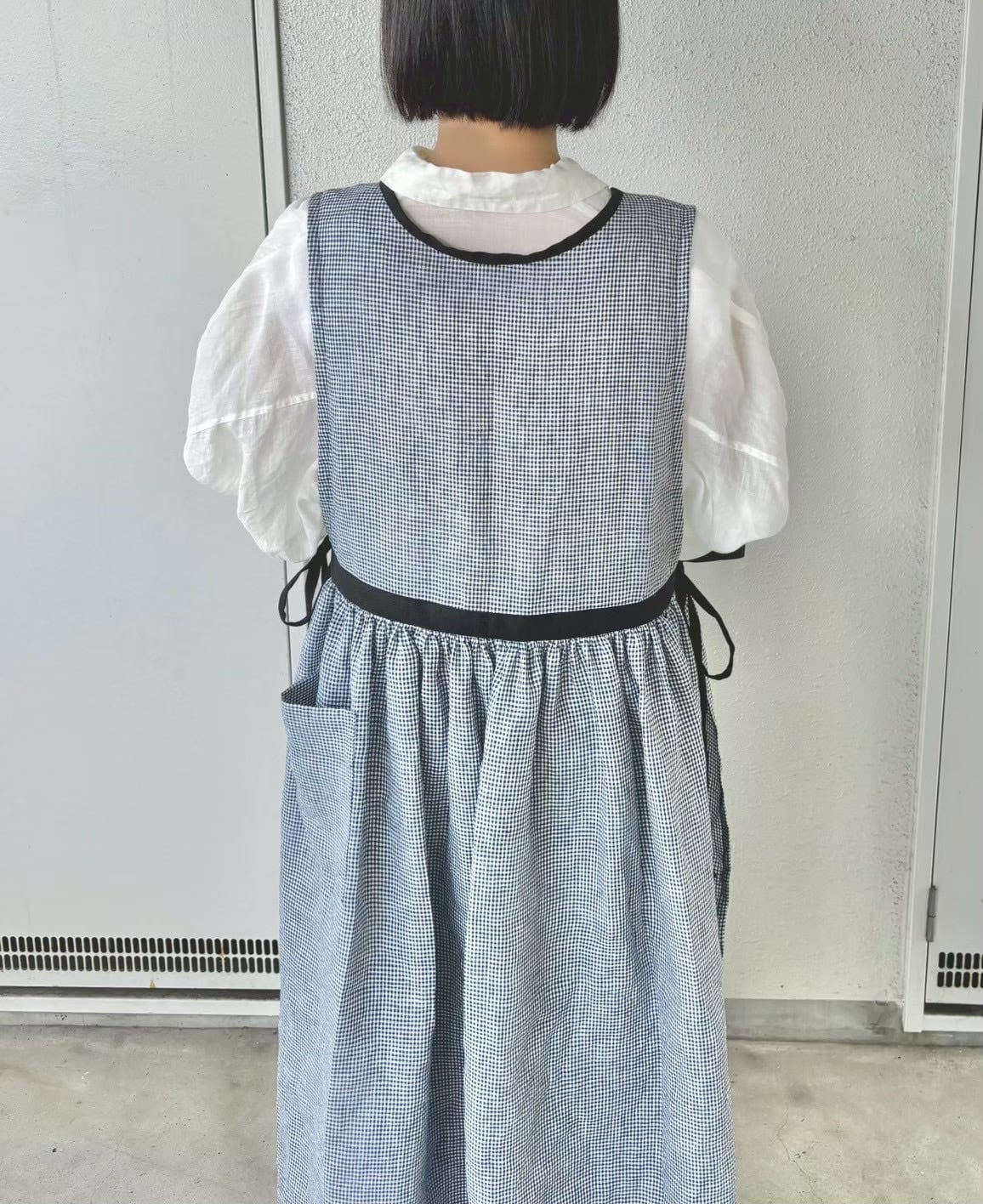 リボンエプロンワンピース ギンガムチェック リネン カシュクール