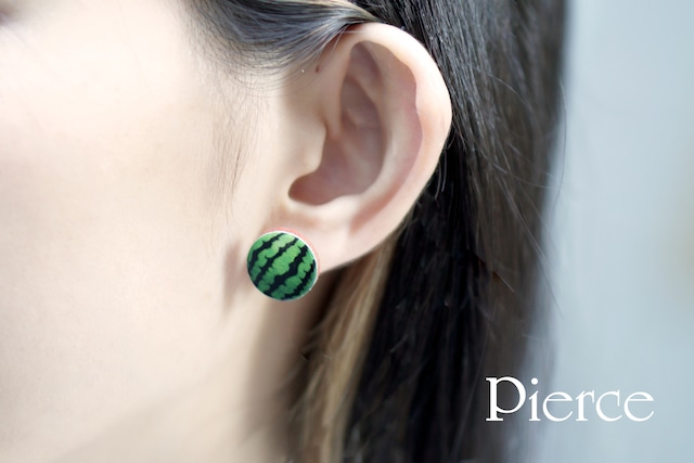 小玉スイカな革ピアス
