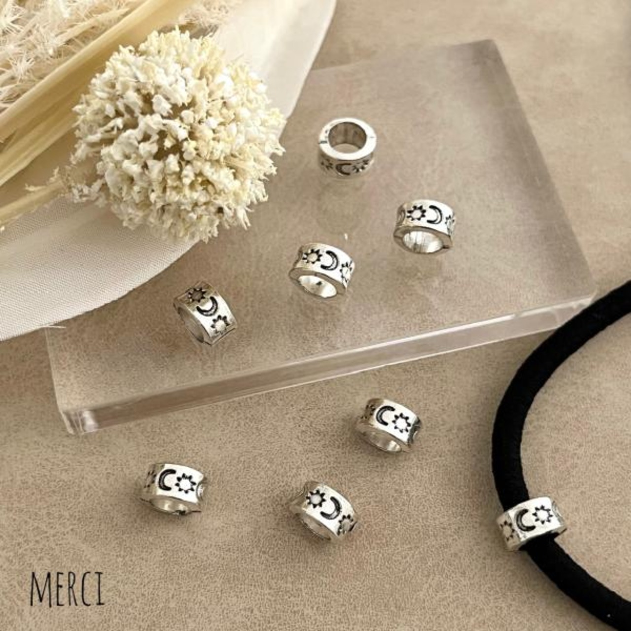 【2個】サンムーンメタルビーズ/太陽/月/スペーサー