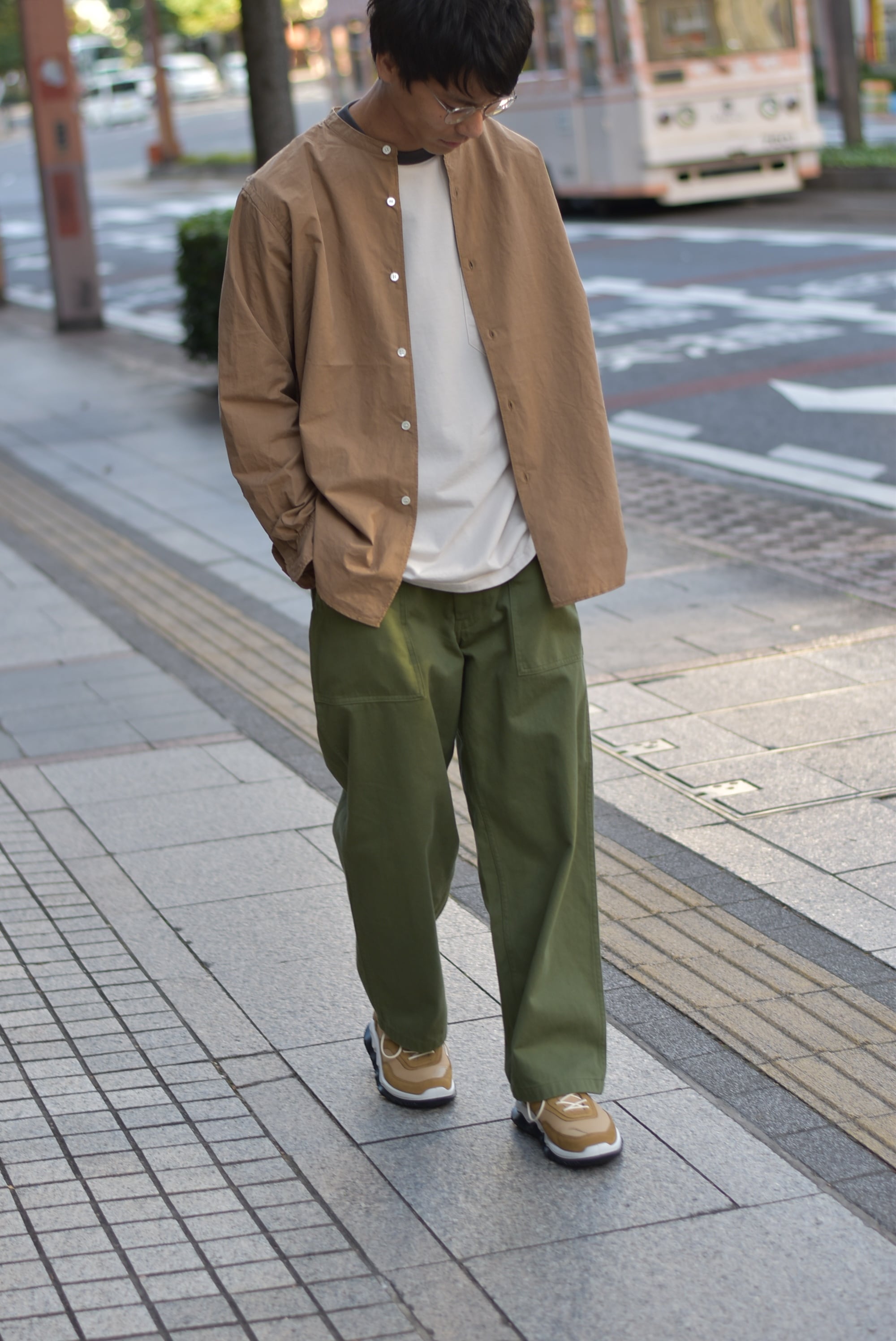 HATSKILoose Tapered Utility Trouser   theaterシアター