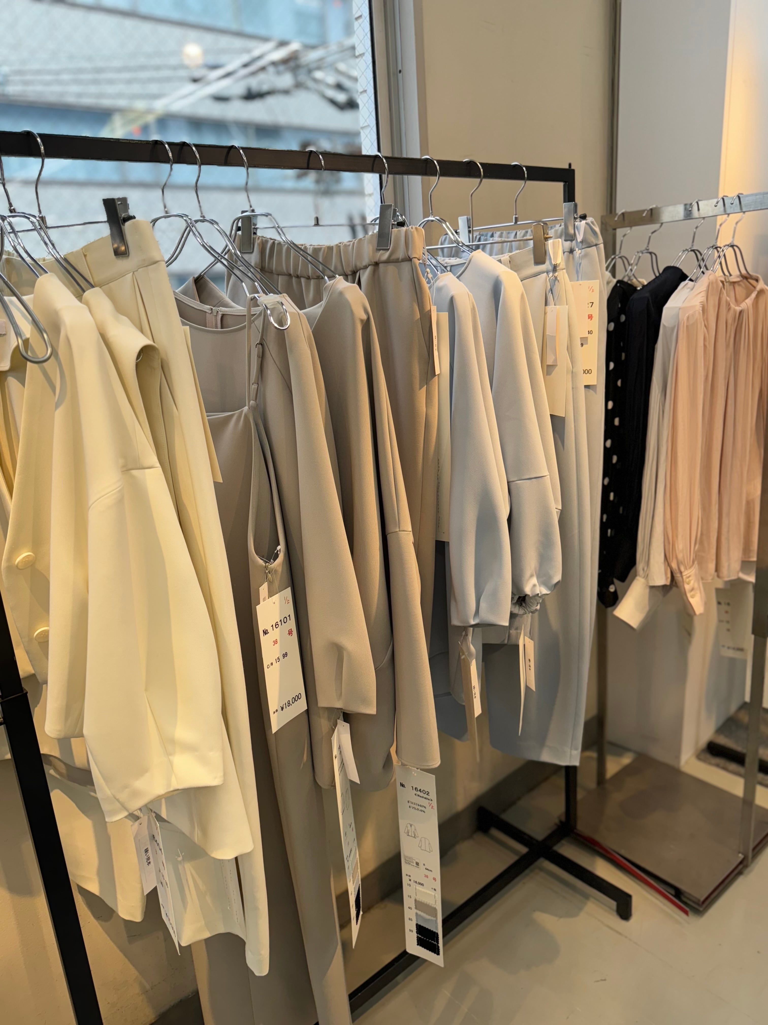 【PASSIONE】セットアップ可◎定番テーパードパンツ
