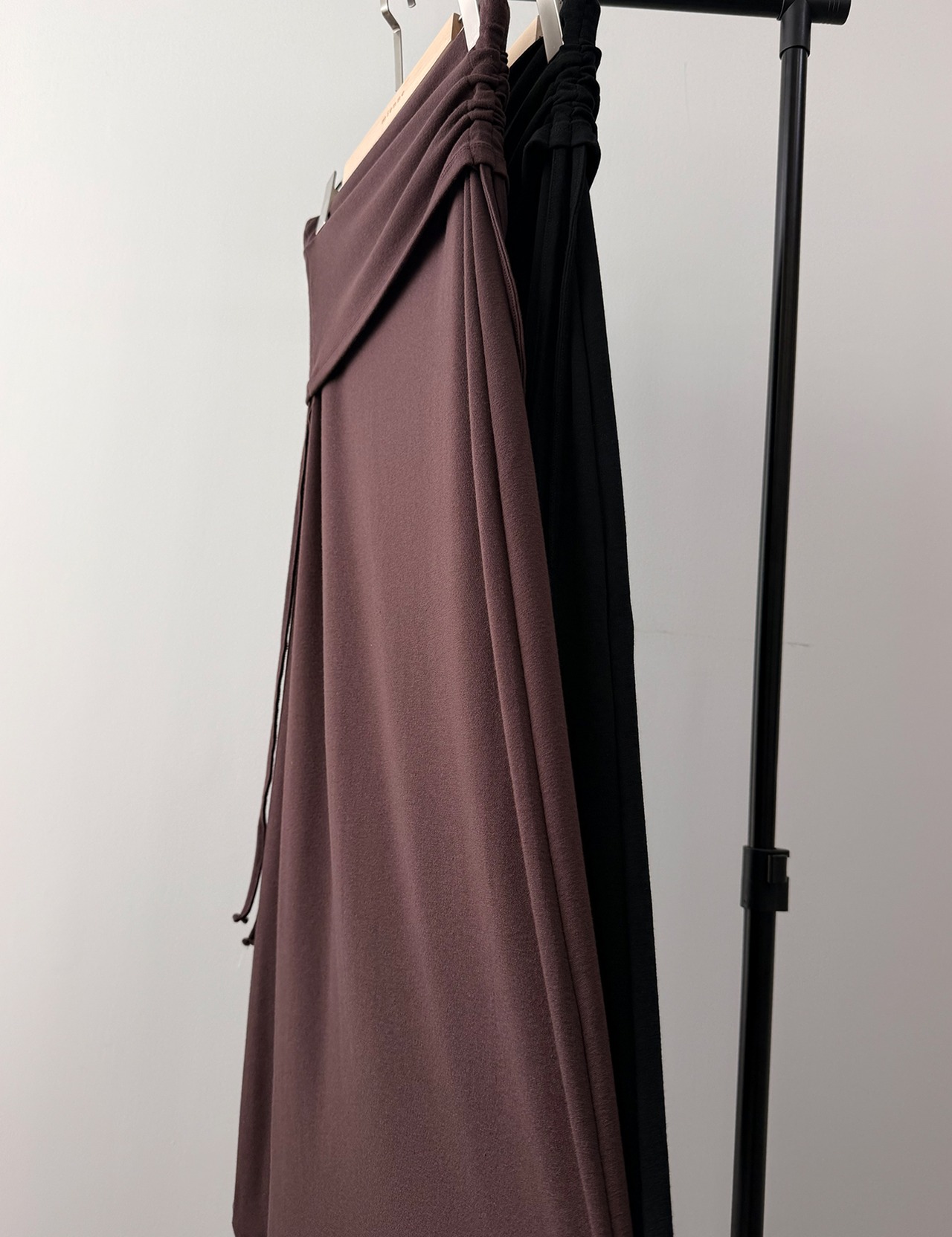 【新作5%OFF・3日間】Side-Shirring Stretch Skirt_3colors