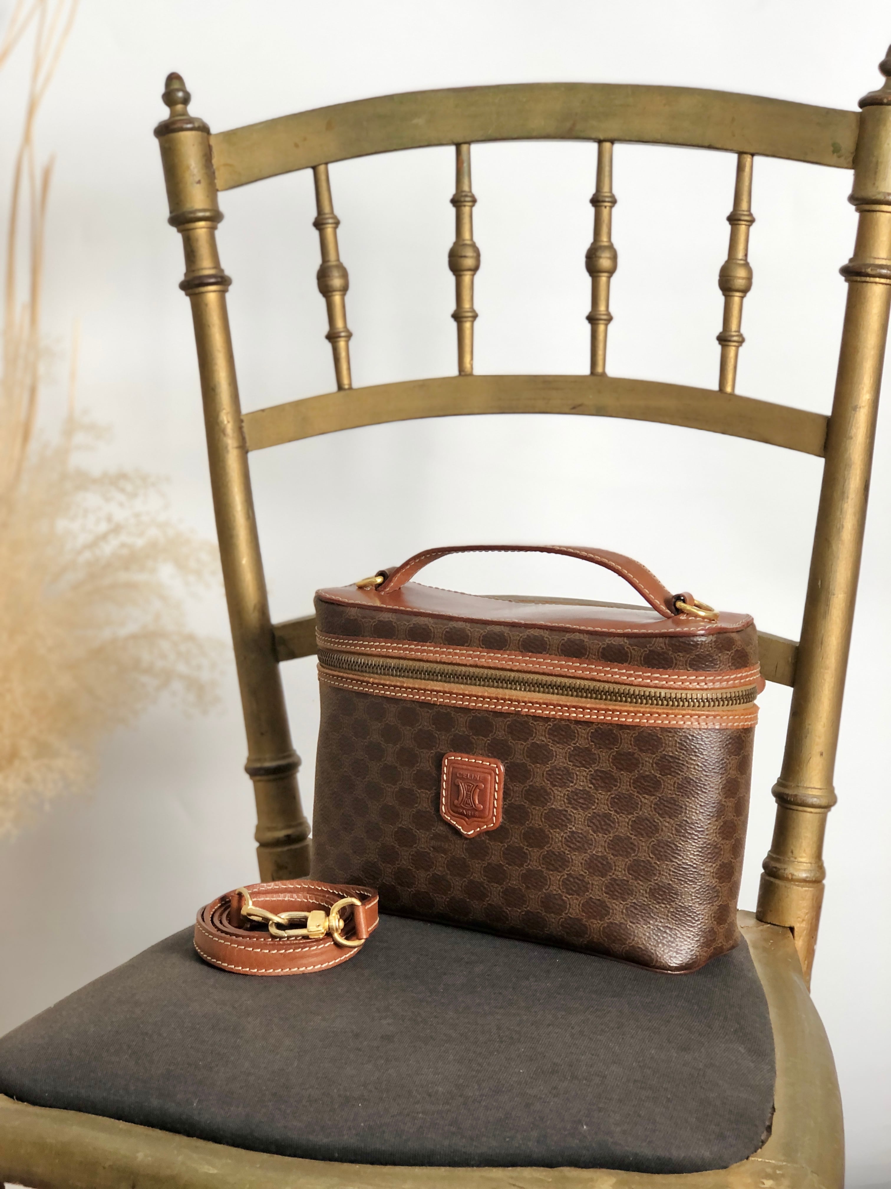 CELINE セリーヌ マカダム ショルダーバッグ ブラウン ブラゾン型押し PVC レザー 2way バニティバッグ vintage ヴィンテージ オールド n4pz8g