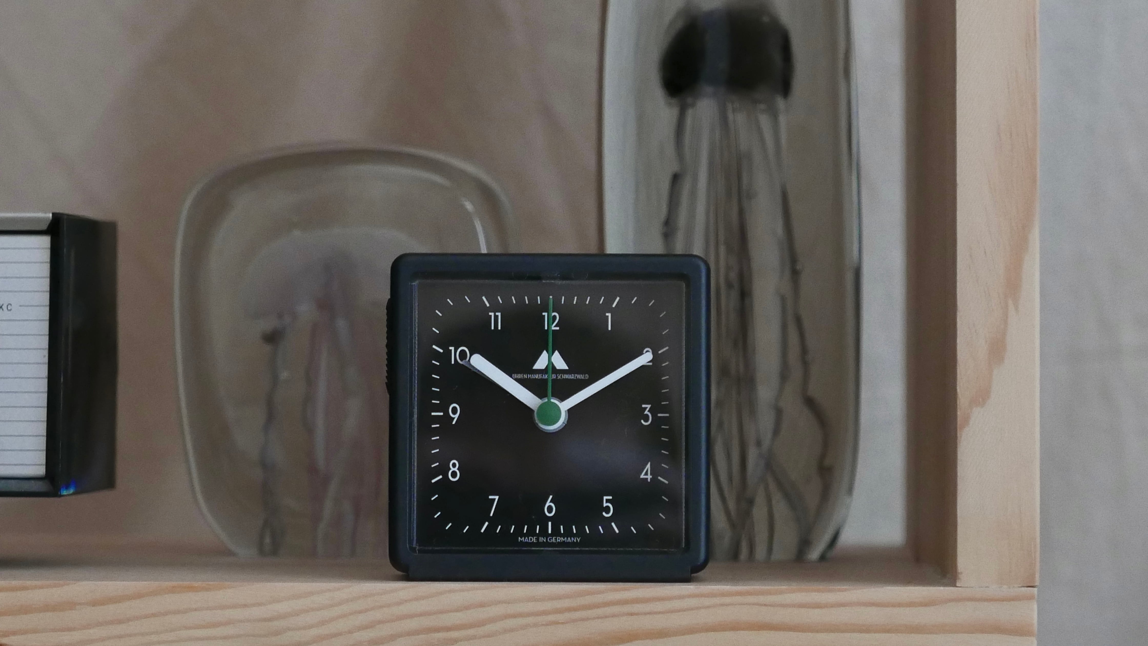 uhren manufaktur schwarwald " quartz alarm clock " made in germany ドイツ製　アラームクロック