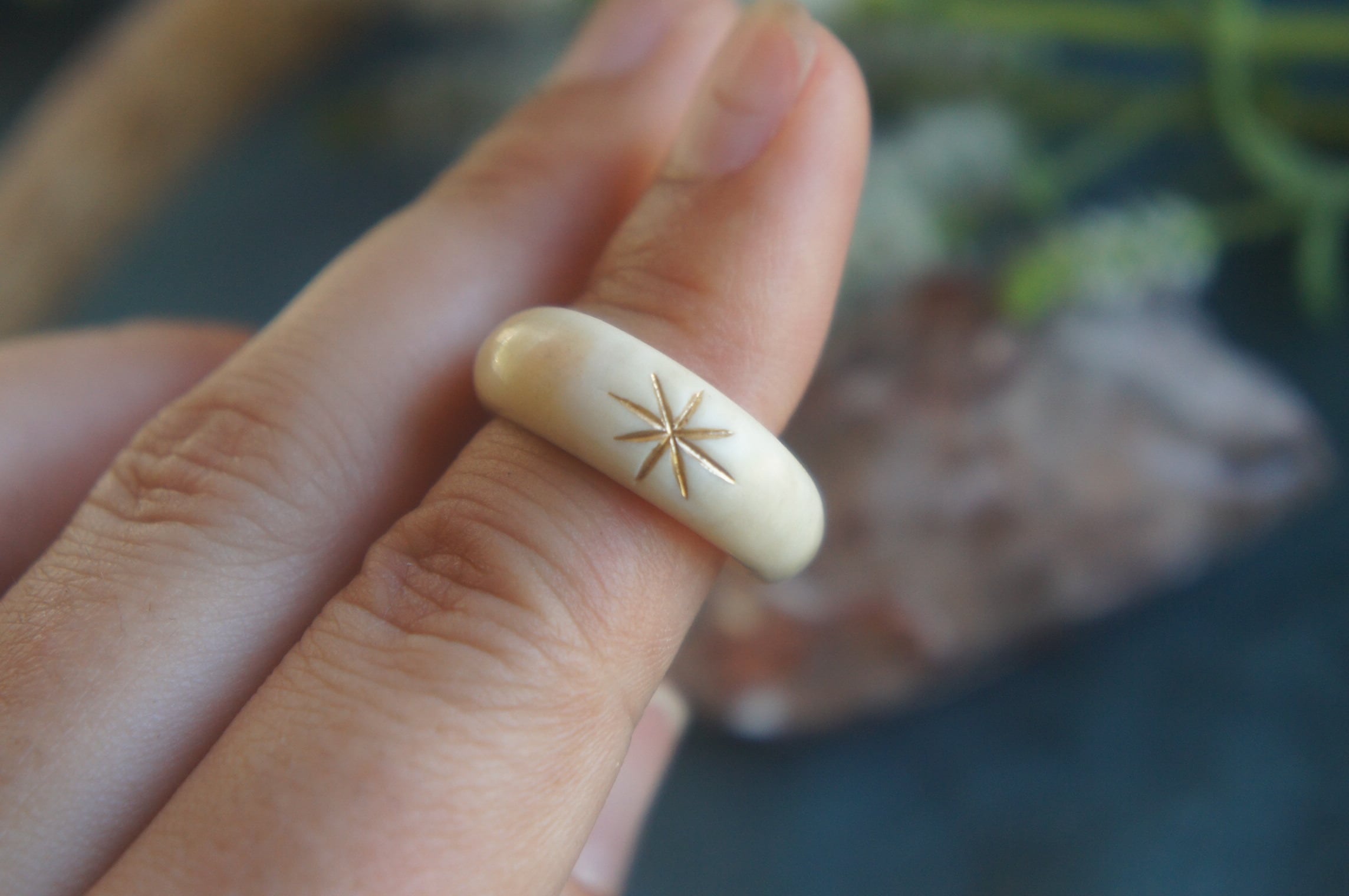 鹿角彫刻「月と星のリング」【サイズ指定受注制作】