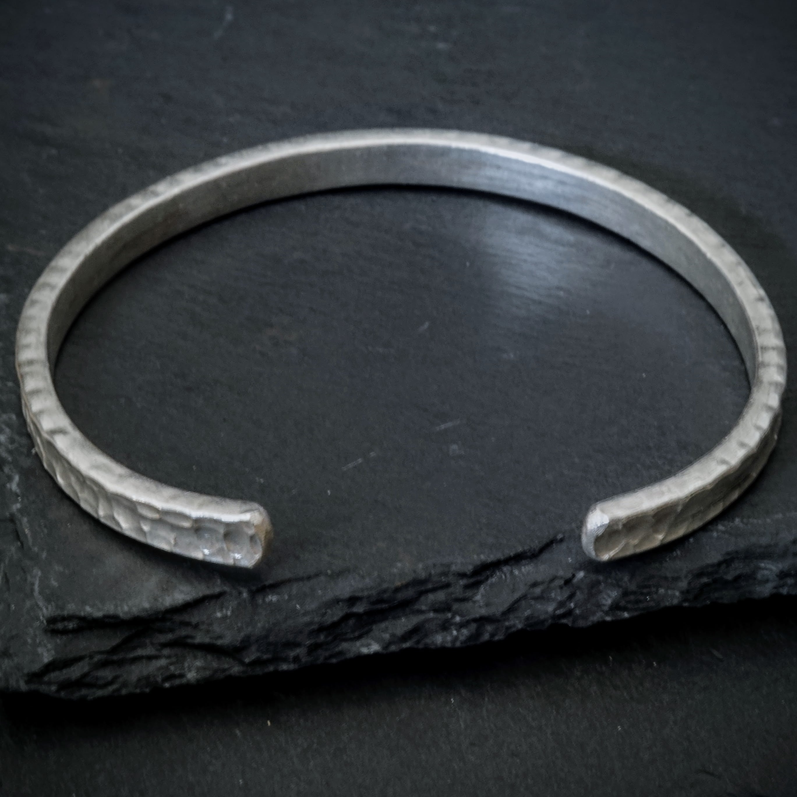 Hammer Bangle | カレンシルバー バングル | Orbit8