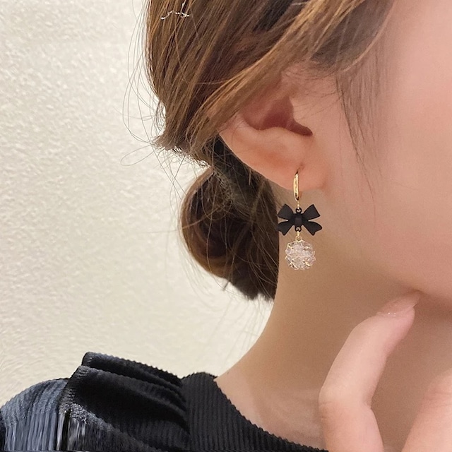 black ribbon crystal pierce