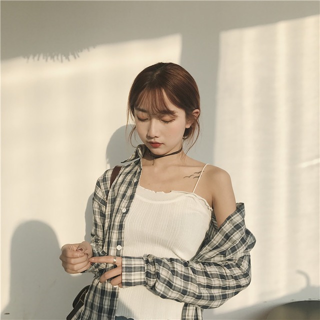 おしゃれ かわいい オフショルダー キャミソール フリル ニット トップス ホワイト 白 Helio おしゃれ かわいい オフショルダー キャミソール フリル ニット トップス ホワイト 白 Helio