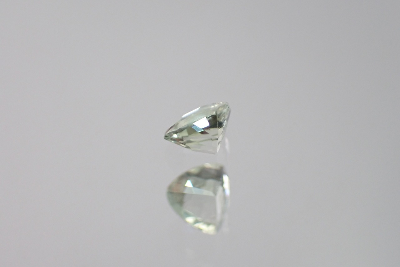 アンブリゴナイト　0.21ct　[C12-509]