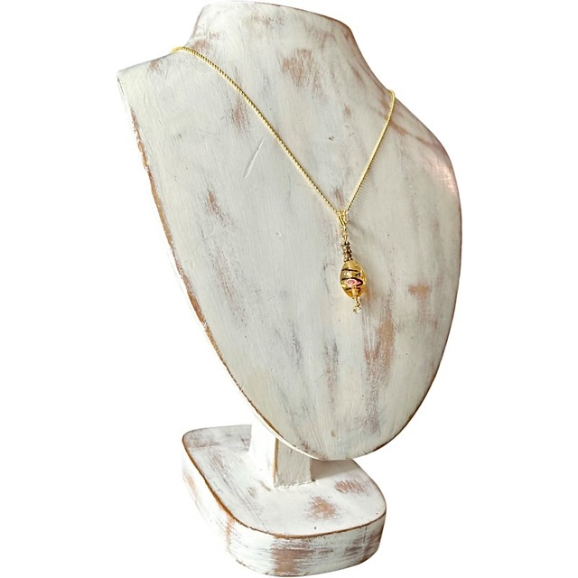 揺れる薔薇のネックレス　コニャック