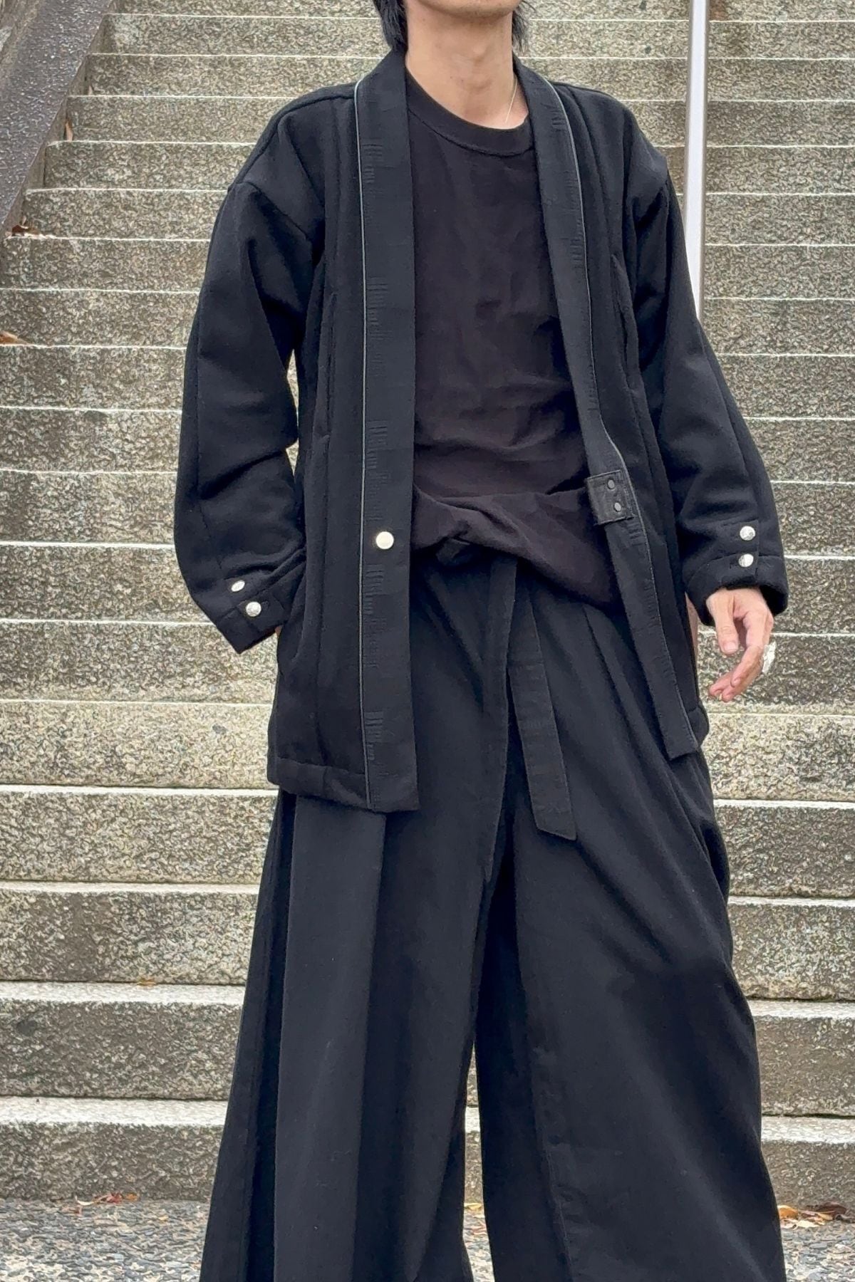 服好き太郎 オニツカタイガー」が2024年の生誕75周年を記念し「鉄腕アトム」と