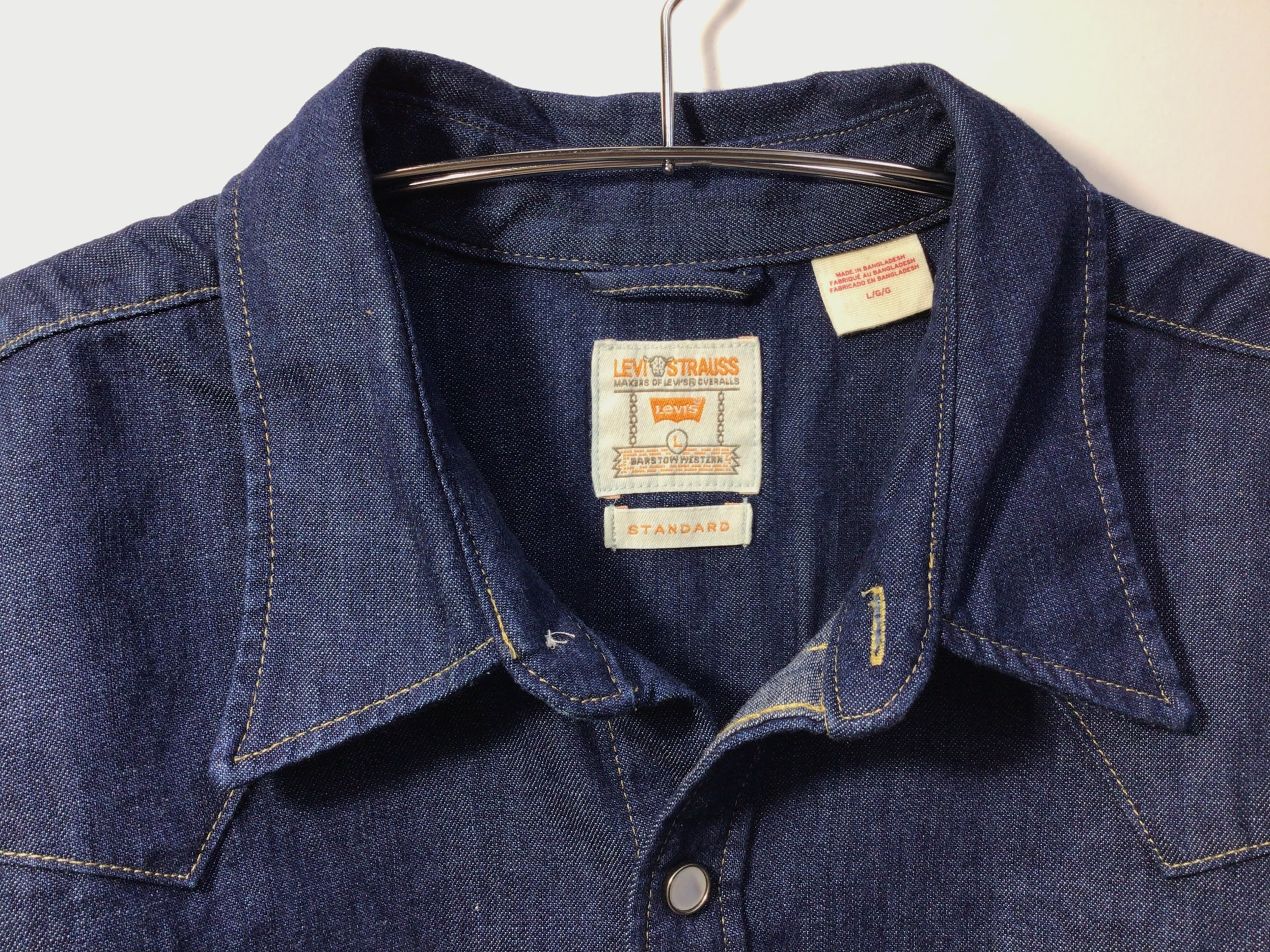 新品未使用　最終価格です。トルコ直輸入ランプ Levi's ウエスタンシャツ 品番85744-0000 | Choose Clothes Caravan
