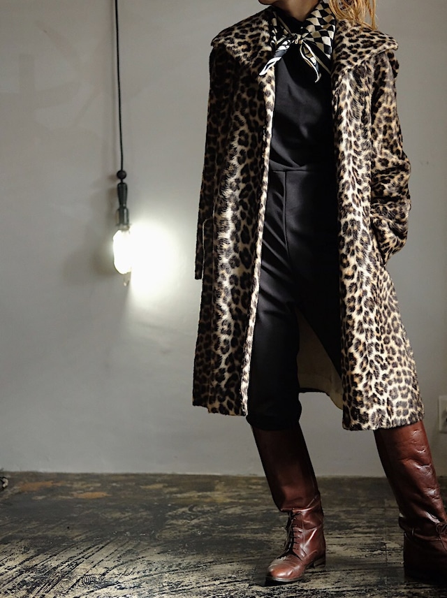 50’s Fake fur leopard coat