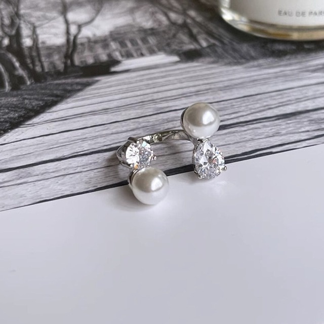 Pearl zircon open ring　M2393