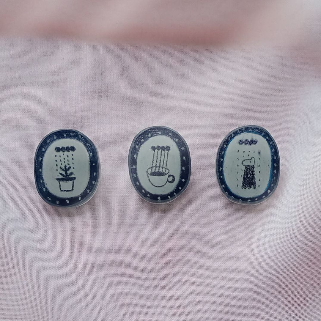 ブローチ 〈あめふり〉ワタナベサラ