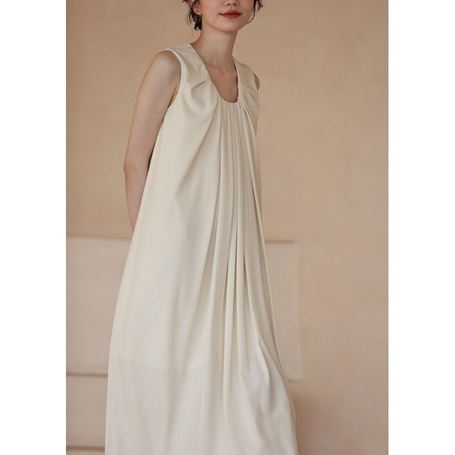 pleated sleeveless belted dress 【20220121439】