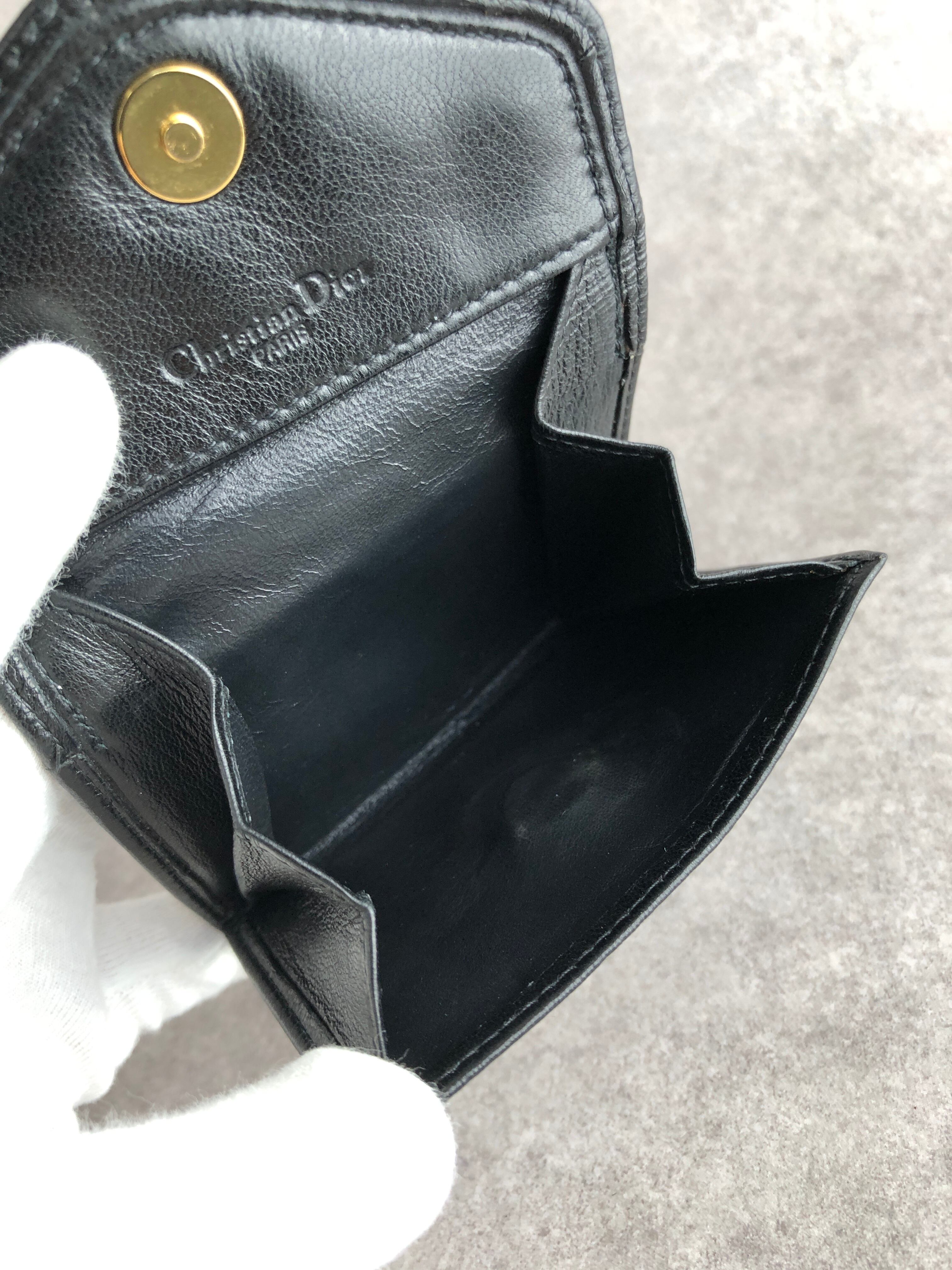 Christian Dior クリスチャン ディオール 財布 ブラック Diorロゴ