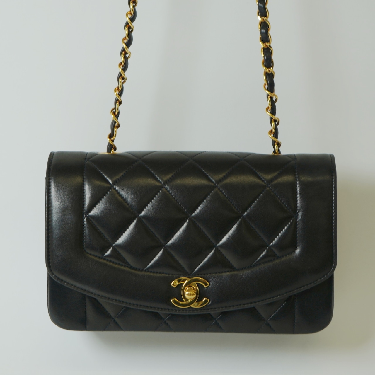 CHANEL シャネル マトラッセ ラムスキン シングルフラップ シングルチェーンバッグ ダイアナフラップ ゴールド金具 3番台