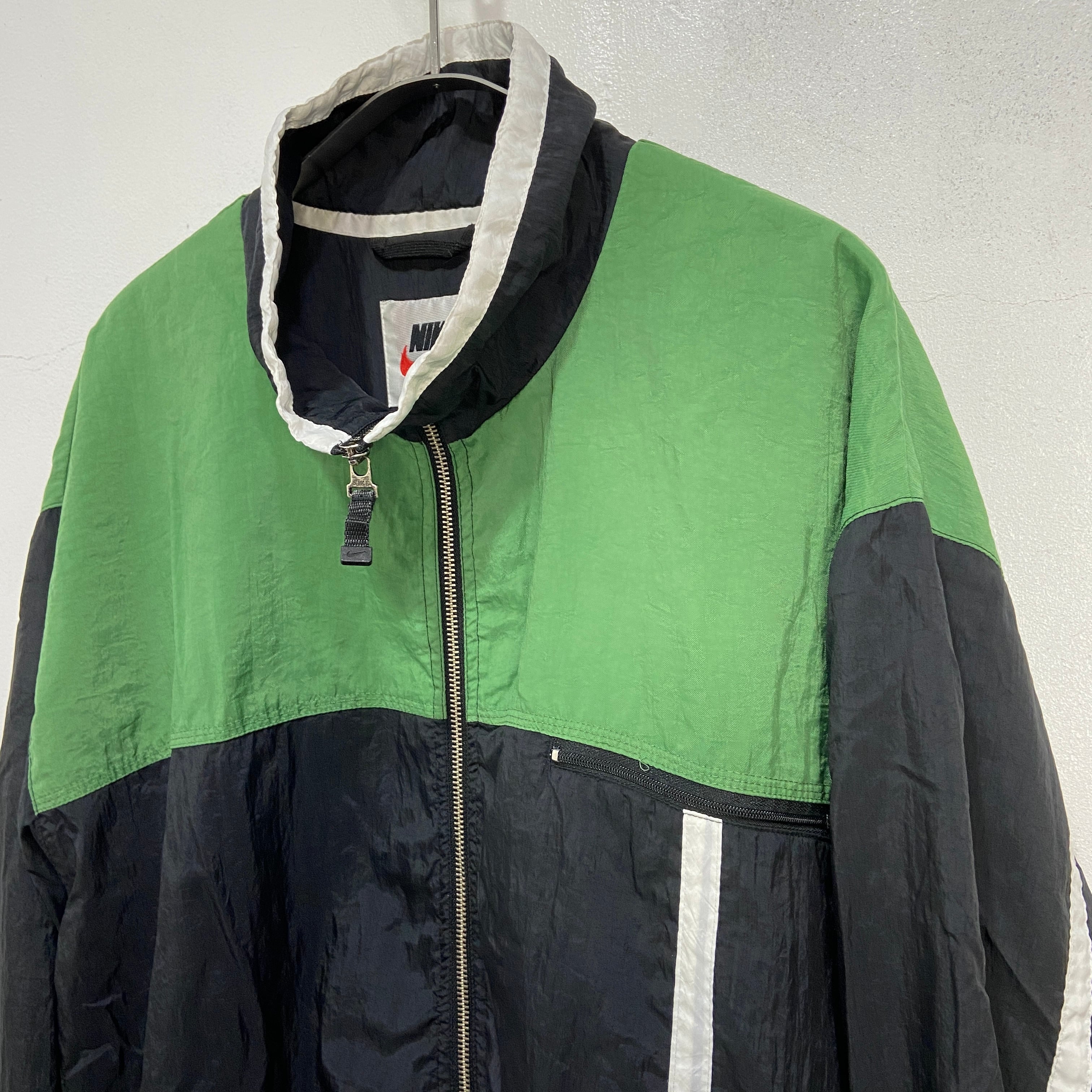 90s NIKE ナイキ ナイロンジャケット スウォッシュ 白タグ 緑 黒 90s NIKE ナイキ ナイロンジャケット スウォッシュ 白タグ 緑 黒