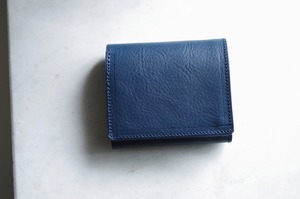【Bellezza×増田薫】二つ折り財布　ブルー/ブラック