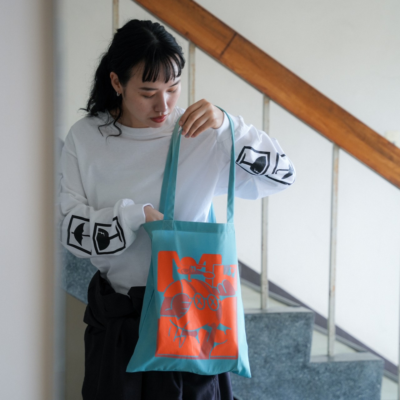 LOGI BEER Heat Reactive Tote