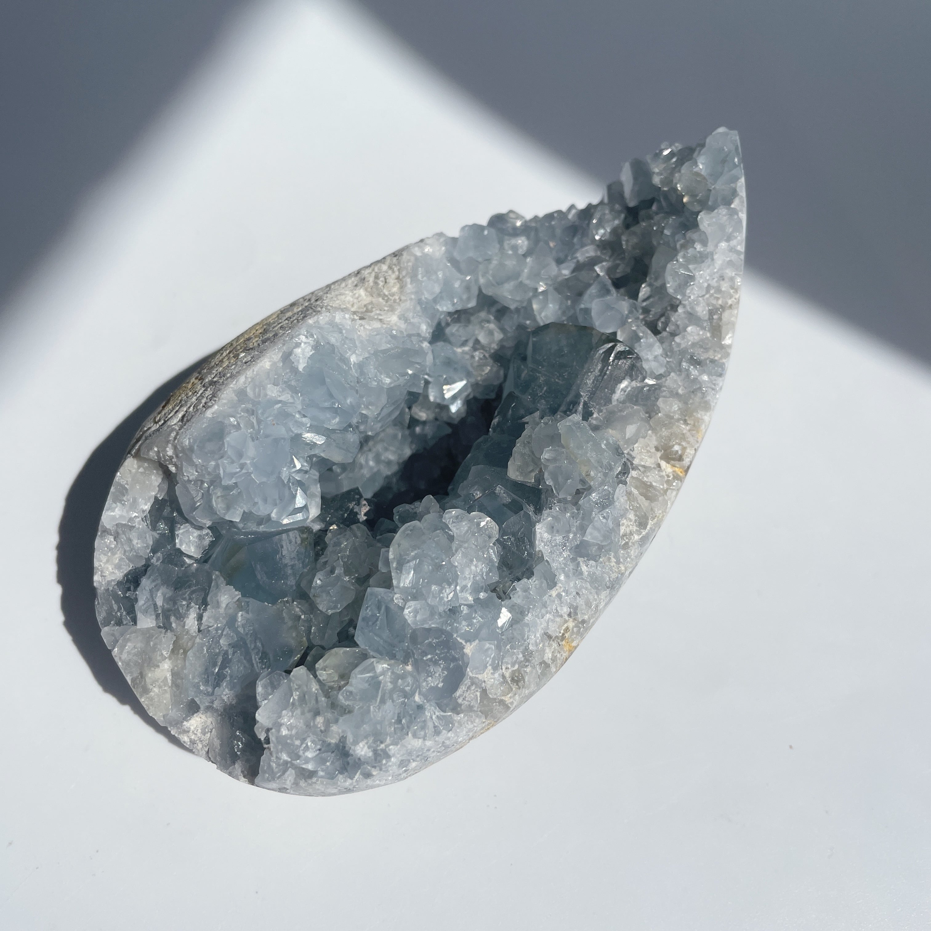 セレスタイト 卵型41◇ Celestite ◇天然石・鉱物・パワーストーン