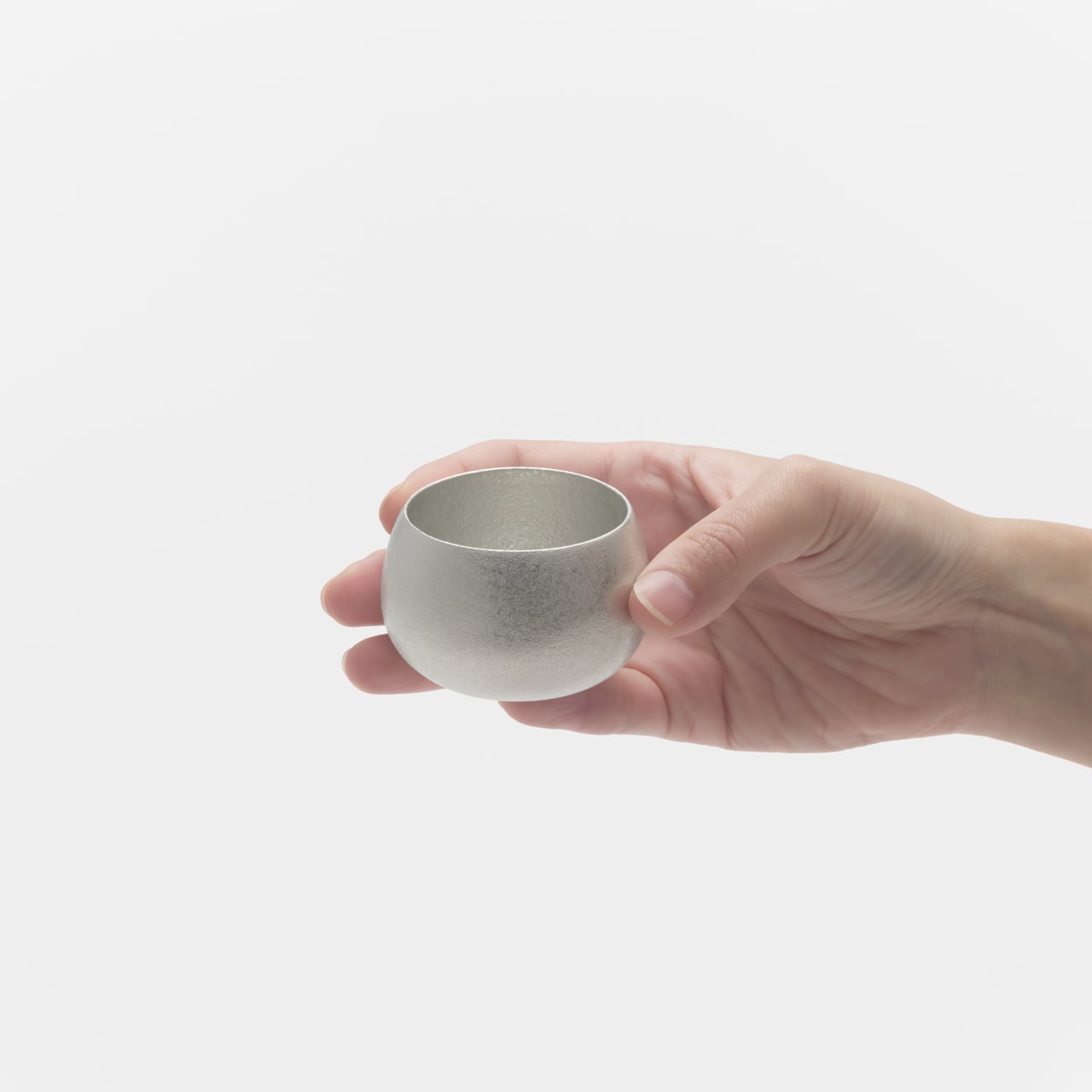 小さな　胴紐　白磁　猪口　酒器 小さな 胴紐 白磁 猪口 酒器