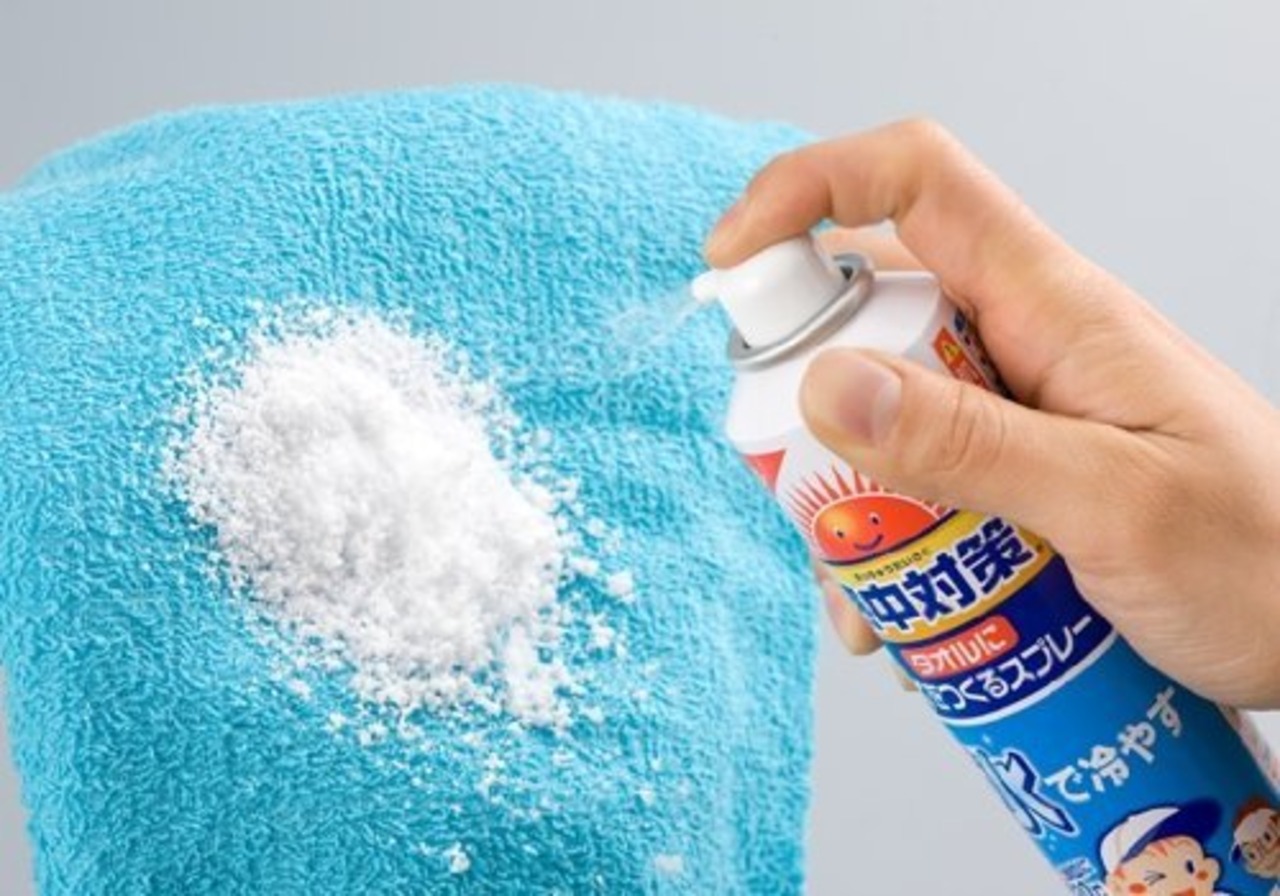 熱中対策 タオルに氷を作るスプレー230ＭＬｘ2 230ミリリットル (x 2)