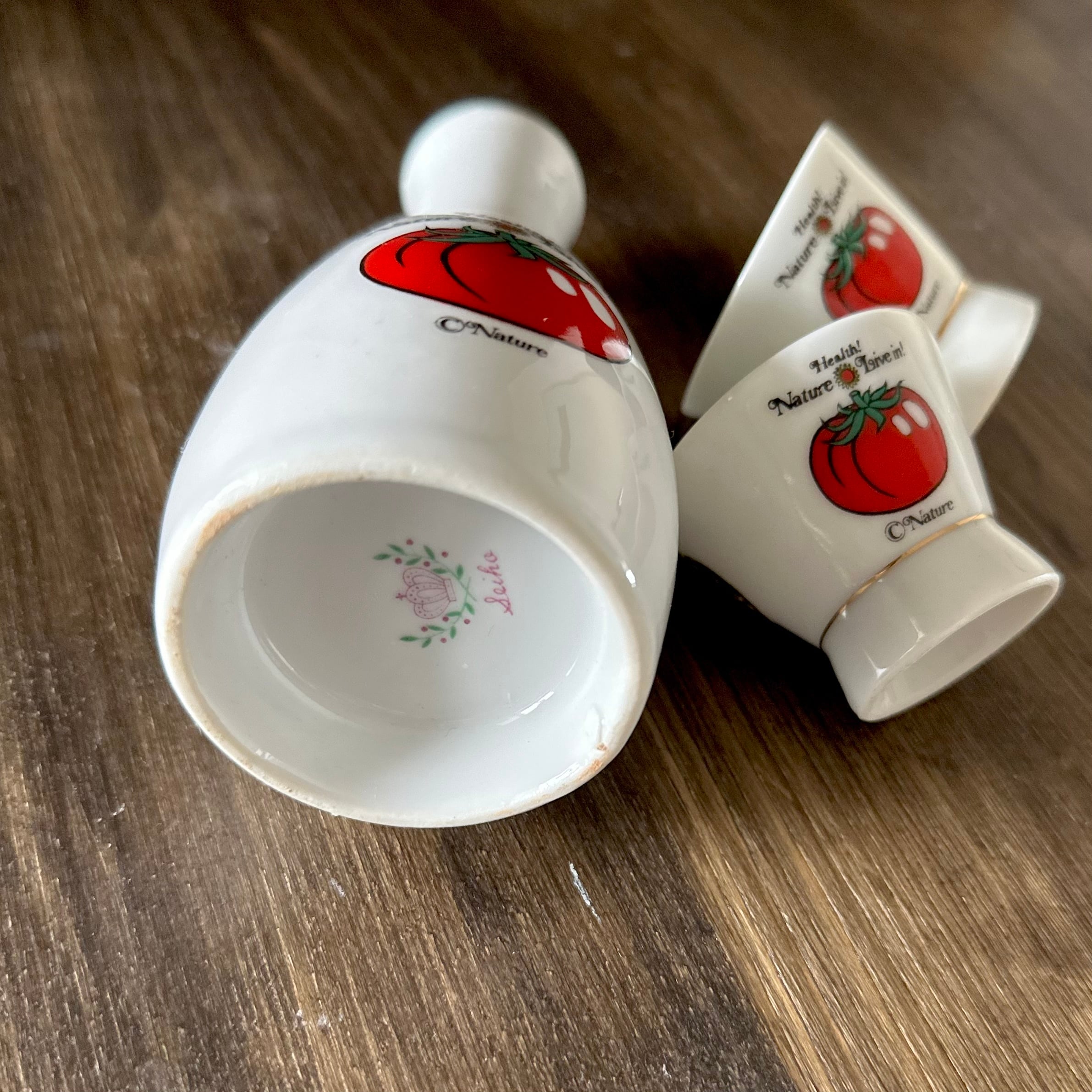 USED品 レトロポップなトマト柄の徳利・おちょこセット | full