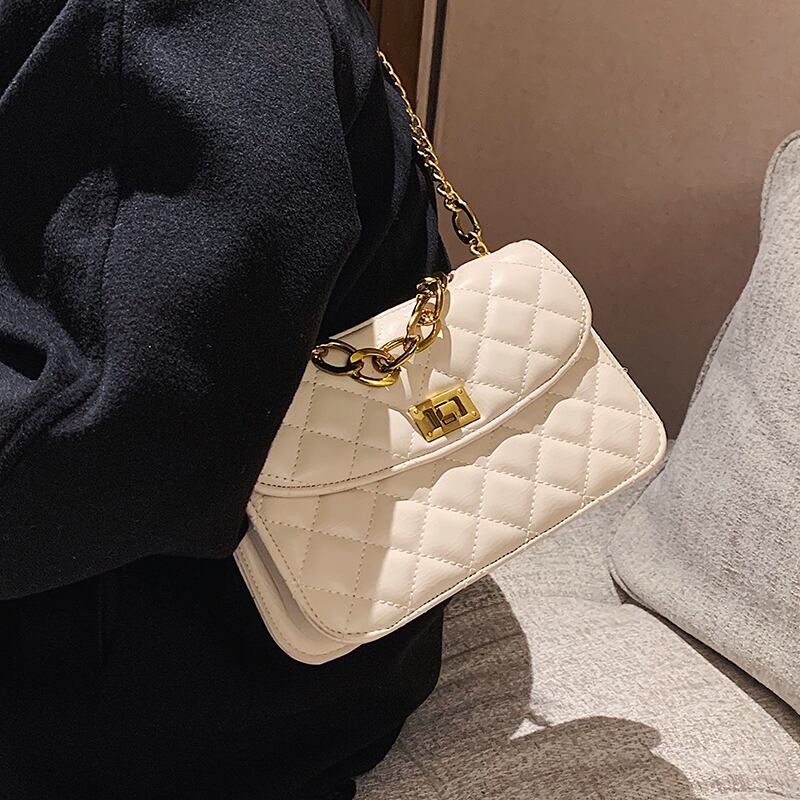 チェーン サマーレッドスタイル 夏物 スクウェア メッセンジャーバッグ 手作りハンドバック34823484033