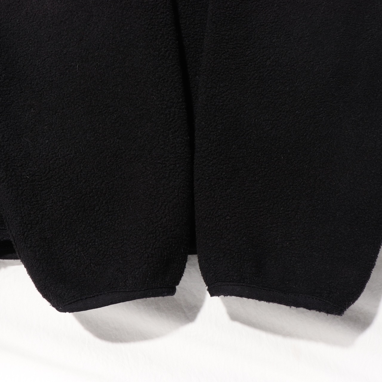 美品 M 黒×黒 USA 01年 シンチラスナップT Patagonia パタゴニア ブラック