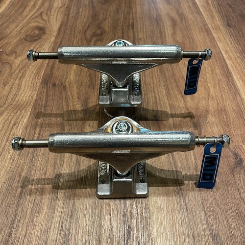 【INDEPENDENT】polished mid trucks silver 139